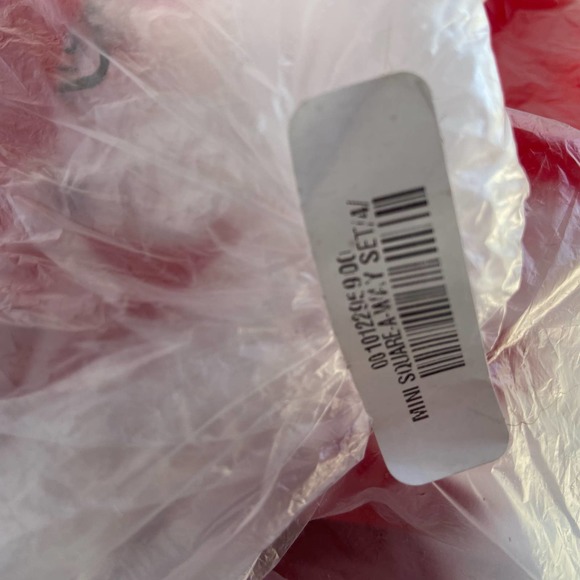 Tupperware Mini Square Away Sandwich Boxes 4 New Red Rare - Picture 5 of 5